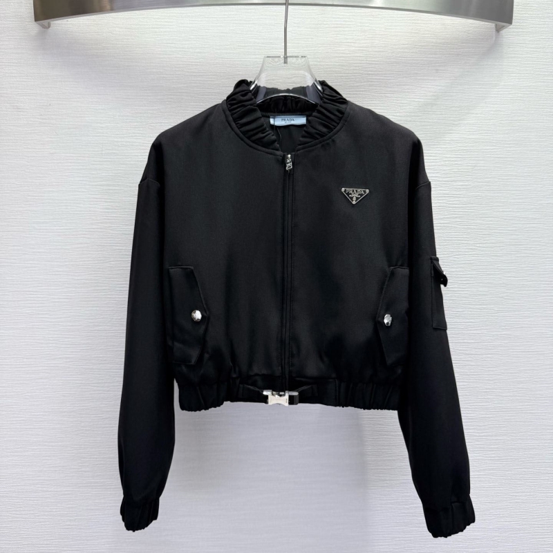Pra*a outwear